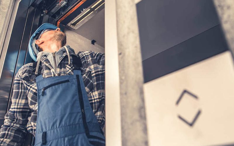 5 dấu hiệu nhận biết cảm biến thang máy khi gặp sự cố