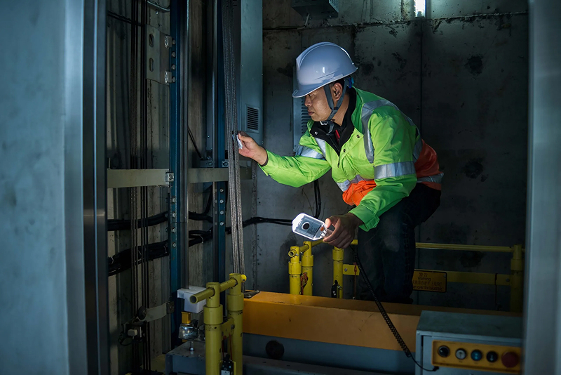 Các dịch vụ sửa chữa bảo trì thang máy quận 2 tại Nhân Phát