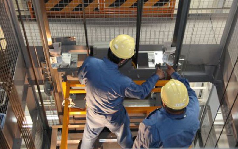Đơn vị lắp đặt và bảo trì thang máy an toàn, giá tốt tại TP.HCM
