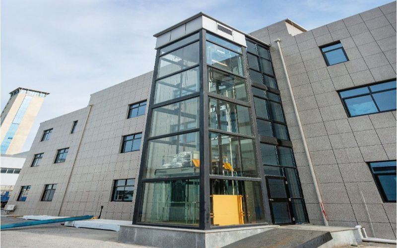 Lựa chọn vị trí lắp đặt thang máy ngoài trời phù hợp