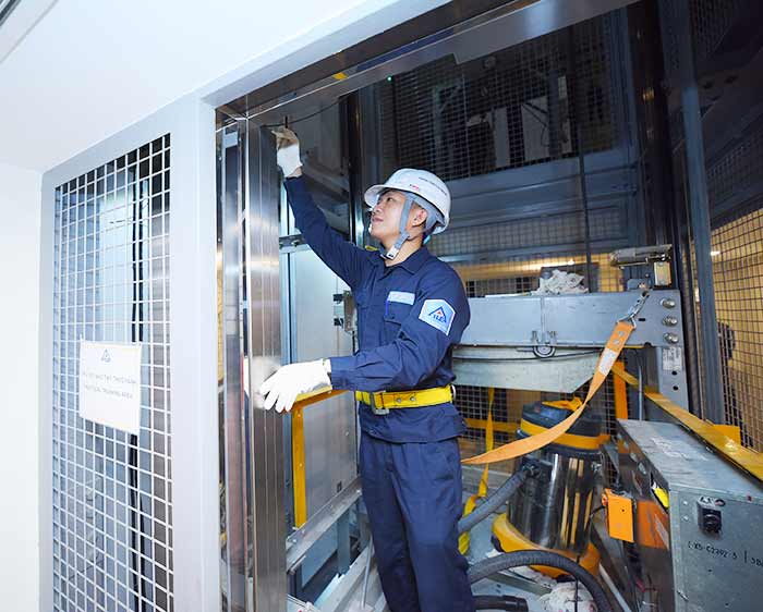 Dịch vụ bảo trì sửa chữa thang máy 24/7